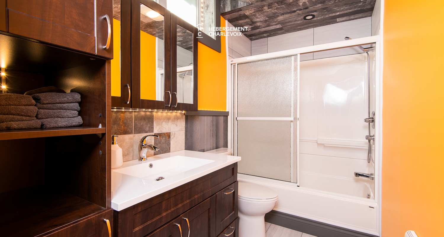 Le 45 - Appartement downtown Baie-Saint-Pau;